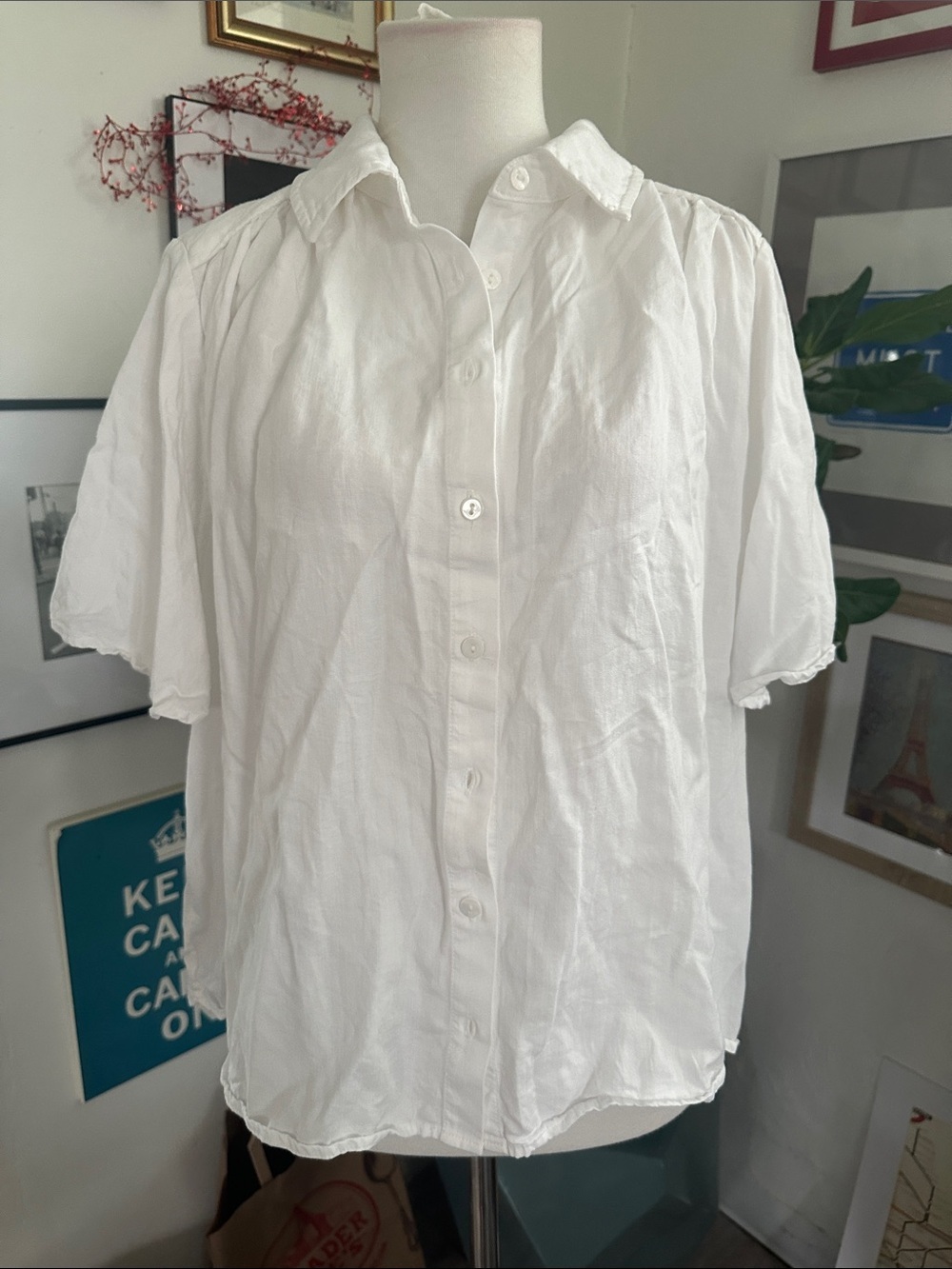 Liverpool Women's White Short-Sleeve Button Front Blouse with bell sleeves Large